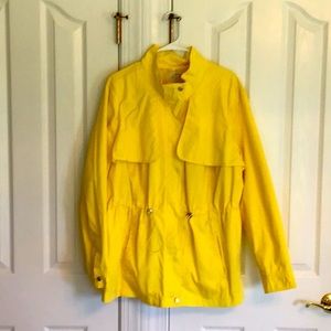 Vibrant yellow jacket, size 3X